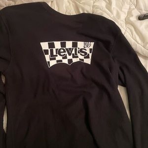 Levi’s sweatshirt